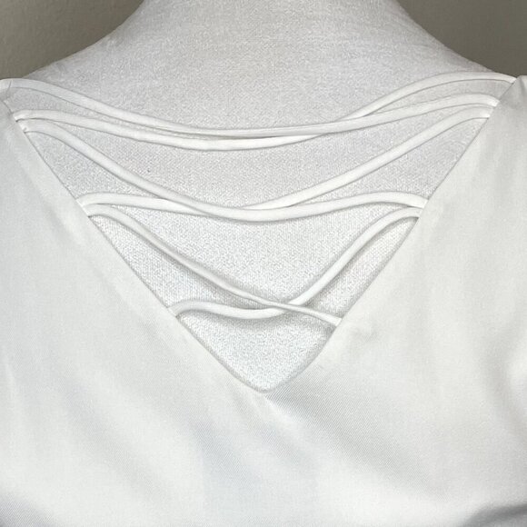 Plains & Prints Off White Floral Abstract Blouse Bell Sleeve Strappy Back Sz 2 - Picture 3 of 8